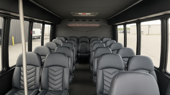 noblesville 28 passenger minibus